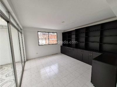 Casa de 5 alcobas en venta en Prados Del Norte, Cali, 190 m² · foto 19 de 20