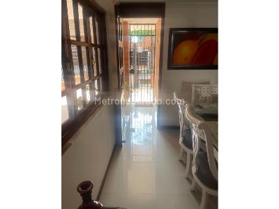 Casa de 4 alcobas en venta en Valle Del Lili, Cali, 160 m² · foto 11 de 15