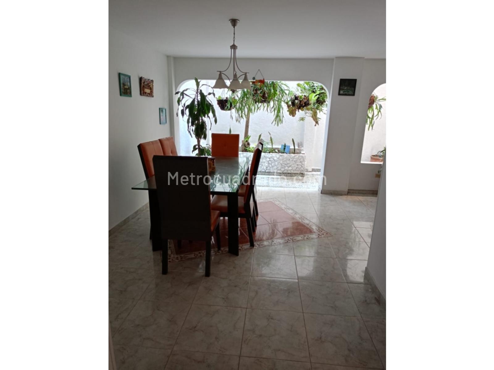 Casa de 4 habitaciones en venta en Valle de Lili, Cali — imagen 1 de 20