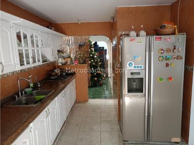 Casa de 4 alcobas en venta en Valle Del Lili, Cali, 160 m² · foto 6 de 20