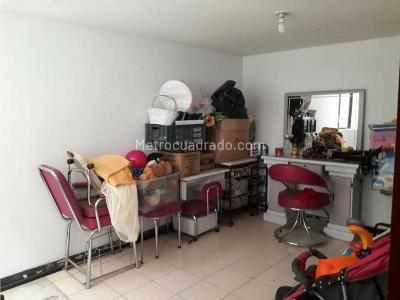 Casa de 5 alcobas en venta en Alfonso Lopez, Cali, 240 m² · foto 3 de 9