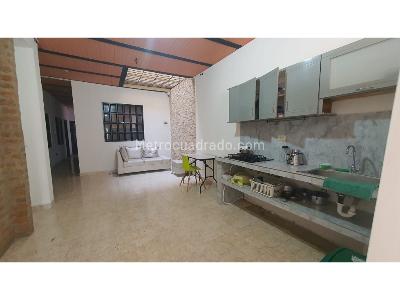 Casa de 5 alcobas en venta en Bretaña, Cali, 156 m² · foto 2 de 20