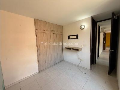 Apartamento de 2 alcobas en venta en Aguacatal, Cali, 61 m² · foto 8 de 20
