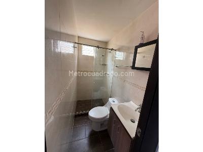Apartamento de 2 alcobas en venta en Aguacatal, Cali, 61 m² · foto 9 de 20