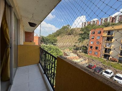 Apartamento de 2 alcobas en venta en Aguacatal, Cali, 61 m² · foto 12 de 20