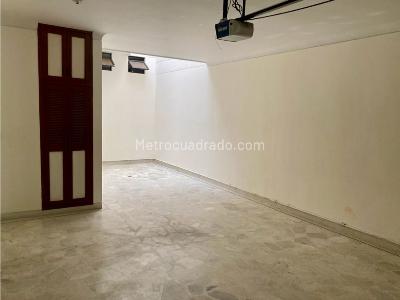 Casa de 5 alcobas en venta en El Ingenio \ Comuna 17, Cali, 250 m² · foto 5 de 20