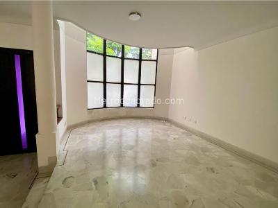 Casa de 5 alcobas en venta en El Ingenio \ Comuna 17, Cali, 250 m² · foto 8 de 20