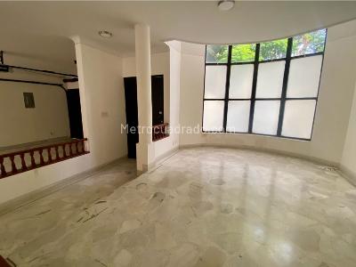 Casa de 5 alcobas en venta en El Ingenio \ Comuna 17, Cali, 250 m² · foto 9 de 20