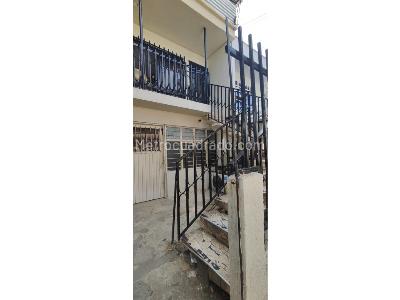 Casa de 5 alcobas en venta en San Carlos, Cali, 272 m² · foto 4 de 17