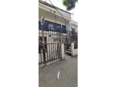 Casa de 5 alcobas en venta en San Carlos, Cali, 272 m² · foto 5 de 17