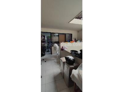 Casa de 5 alcobas en venta en San Carlos, Cali, 272 m² · foto 13 de 17
