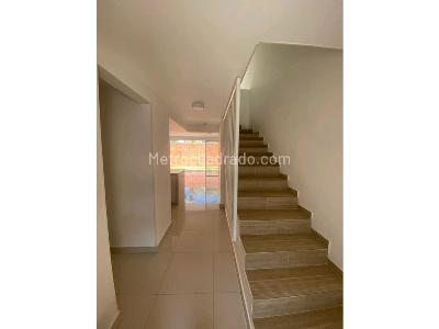 Casa de 3 alcobas en venta en Ciudad Country, Cali, 146 m² · foto 11 de 14