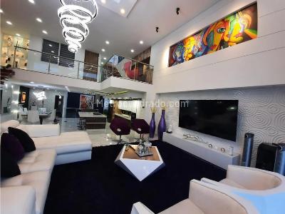 Casa de 4 alcobas en venta en Valle Del Lili, Cali, 550 m² · foto 2 de 20