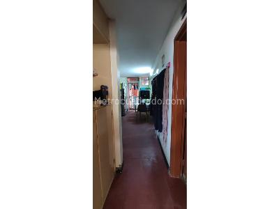 Casa de 3 alcobas en venta en El Lido, Cali, 320 m² · foto 3 de 8