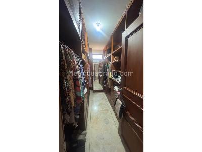 Apartamento de 3 alcobas en venta en Cristales, Cali, 249 m² · foto 18 de 20