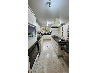 Apartamento de 3 alcobas en venta en Cristales, Cali, 249 m² · foto 8 de 20