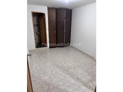 Casa de 5 alcobas en venta en La Flora \ Comuna 2, Cali, 96 m² · foto 7 de 13