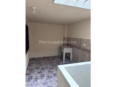 Casa de 5 alcobas en venta en La Flora \ Comuna 2, Cali, 96 m² · foto 8 de 13