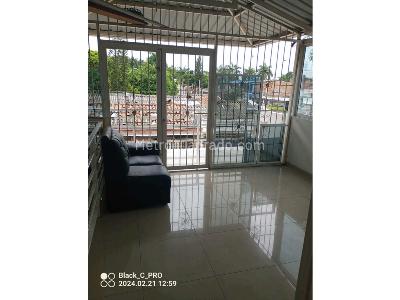 Casa de 3 alcobas en venta en Villa Del Prado, Cali, 75 m² · foto 2 de 14