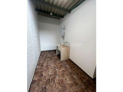 Casa de 4 alcobas en venta en Vipasa, Cali, 240 m² · foto 9 de 11
