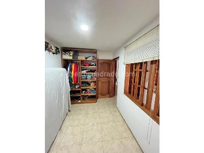 Casa de 5 alcobas en venta en La Flora, Cali, 420 m² · foto 8 de 17
