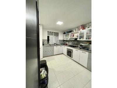 Apartamento de 4 alcobas en venta en Valle Del Lili, Cali, 126 m² · foto 2 de 13