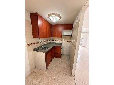 Apartamento de 3 alcobas en venta en Los Almendros, Cali, 54 m² · foto 4 de 19