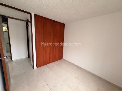 Apartamento de 3 alcobas en venta en Los Almendros, Cali, 54 m² · foto 14 de 19