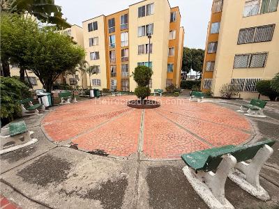 Apartamento de 3 alcobas en venta en Los Almendros, Cali, 54 m² · foto 18 de 19
