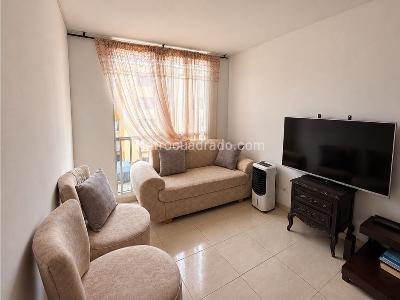 Apartamento de 3 alcobas en venta en Los Almendros, Cali, 54 m² · foto 1 de 9