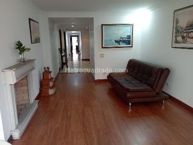 Apartamento en venta en Chico Norte, Bogotá · foto 2 de 13