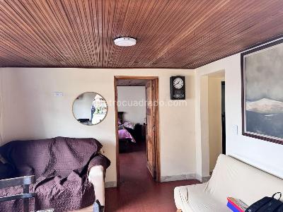 Casa de 5 alcobas en venta en La Granja, Bogotá, 196 m² · foto 10 de 11