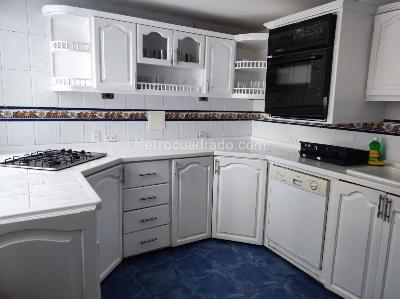 Apartamento de 3 alcobas en venta en Mirador Del Laguito, Cartagena, 80 m² · foto 2 de 12