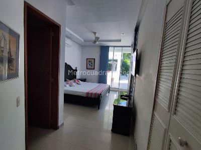Casa de 5 alcobas en venta en El Peñon, Girardot, 400 m² · foto 8 de 15