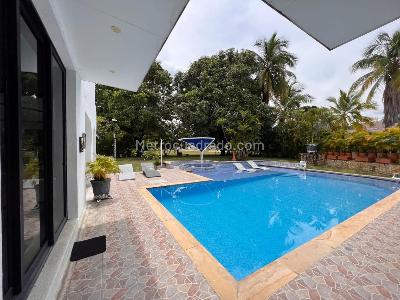 Casa de 5 alcobas en venta en El Peñon, Girardot, 400 m² · foto 6 de 17