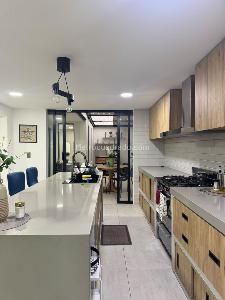 Casa de 4 alcobas en venta en Americas Occidental I, Bogotá, 140 m² · foto 12 de 16