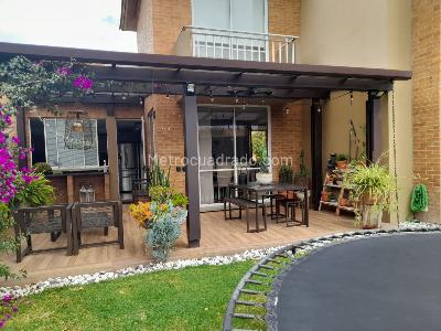 Casa de 4 alcobas en venta en Hacienda Fontanar, Chía, 234 m² · foto 18 de 20