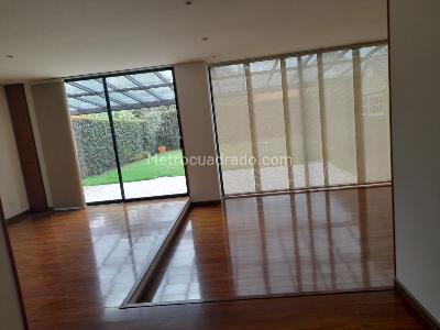 Casa de 4 alcobas en venta en Hacienda Fontanar, Chía, 252 m² · foto 5 de 9