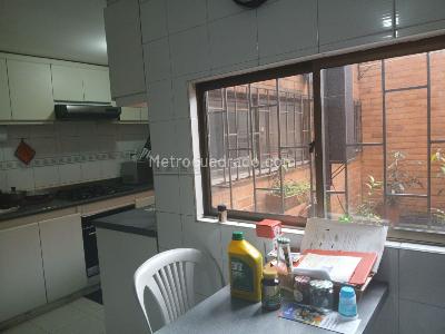 Apartamento en venta en Pasadena, Bogotá · foto 9 de 16