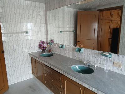 Casa de 5 alcobas en venta en Puente Largo, Bogotá, 500 m² · foto 13 de 18