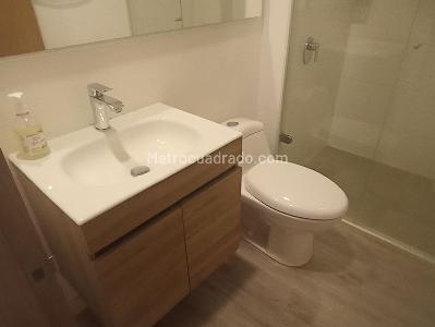 Apartaestudio en arriendo en Santa Barbara Occidental, Bogotá, 35 m² · foto 8 de 10