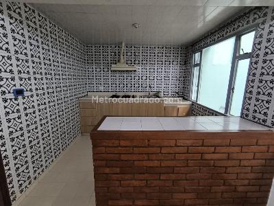 Casa de 5 alcobas en venta en La Europa, Bogotá, 385 m² · foto 3 de 20