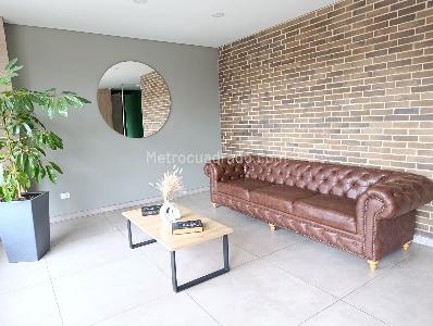 Apartaestudio en venta en Andes Norte, Bogotá, 33 m² · foto 11 de 16