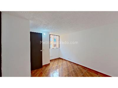 Apartamento de 3 alcobas en venta en Centro Usme, Bogotá, 48 m² · foto 5 de 19