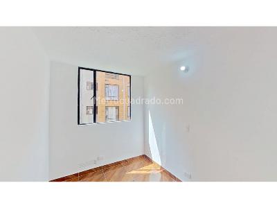 Apartamento de 3 alcobas en venta en Centro Usme, Bogotá, 48 m² · foto 4 de 19