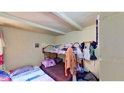 Apartamento de 2 alcobas en venta en Area De Expansion Pajarito, Medellín, 43 m² · foto 8 de 9