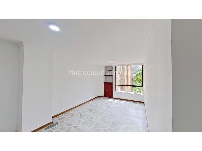 Apartamento de 3 alcobas en venta en La Mota, Medellín, 86 m² · foto 3 de 20