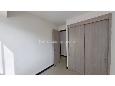 Apartamento de 3 alcobas en venta en Zona Industrial, Bello, 71 m² · foto 11 de 20