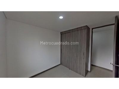 Apartamento de 3 alcobas en venta en Comuna 3, Itagüí, 69 m² · foto 9 de 20