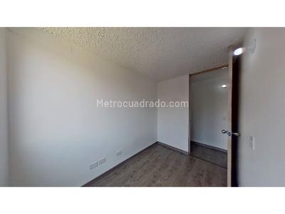 Apartamento en venta en San Jose, Mosquera · foto 8 de 19